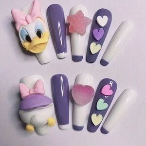💜 NWOT 10 Pc. • Daisy Duck 3D Press-On Nails – Purple Hearts & Stars Set 💜